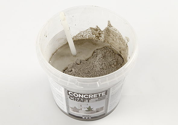 Knutselidee / Knutseltip: Kaarshouders in beton