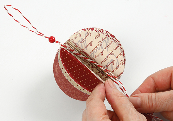 Knutselidee / Knutseltip: Kerstballen van papier