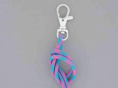 Knutselidee / Knutseltip: macramé sleutelhangers