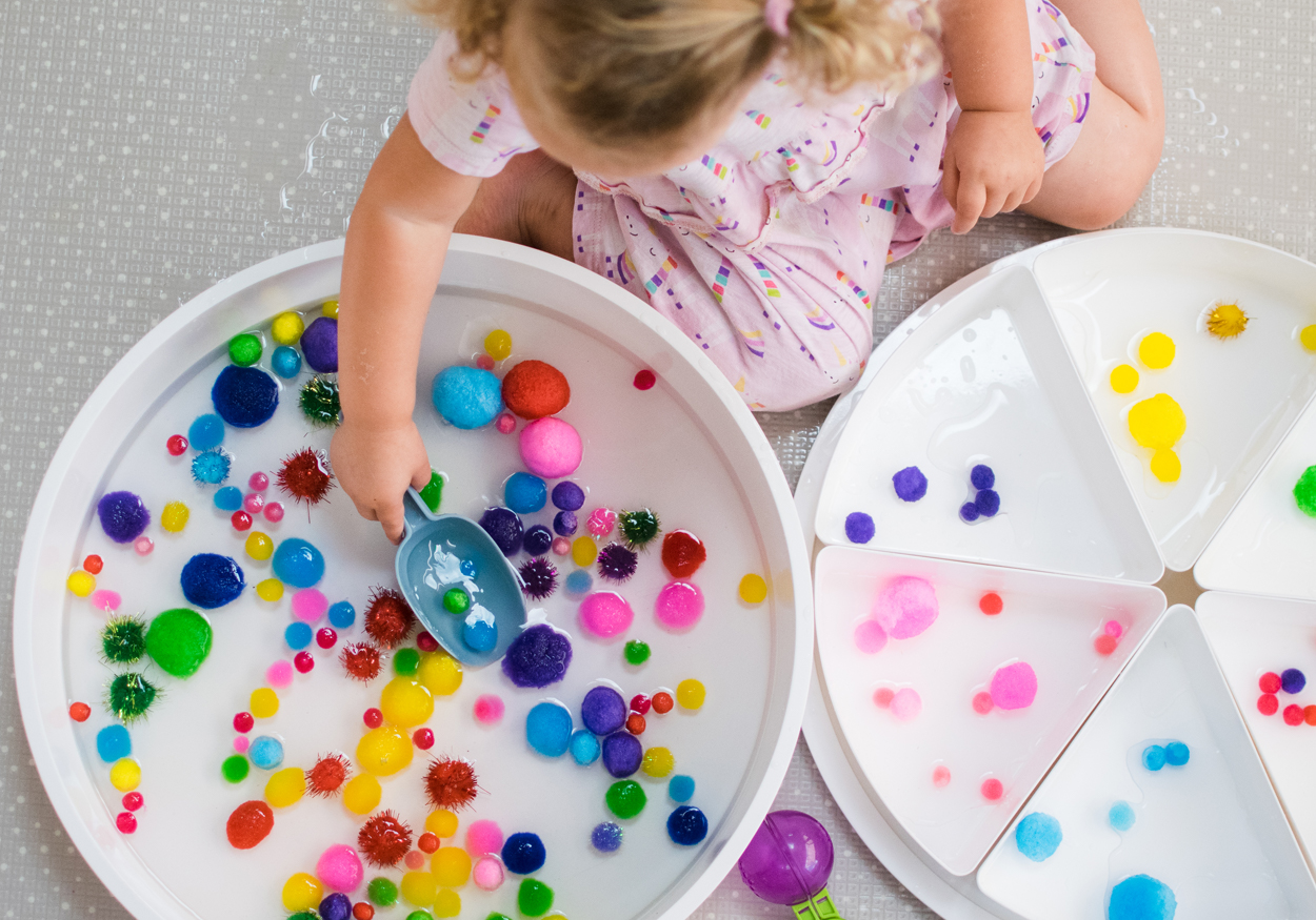 Zintuiglijk spel in de kleuterklas: 5 leuke sensorische spelideeën voor kleuteronderwijzers