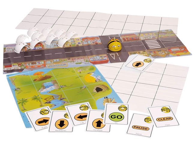 Robot - Bee-bot - geel - leren programmeren - startersset met speelmat, kaarten en hoesjes - per set
