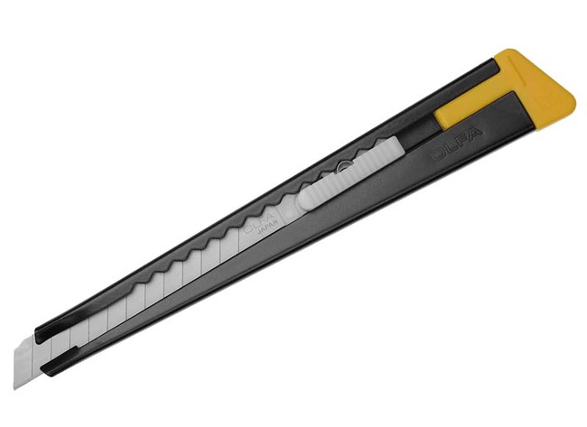 CUTTER - PETIT MODÈLE - OLFA - MÉTAL - LAME 9MM - PIÈCE