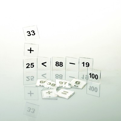 PLAQUETTES TRANSPARENTES - CHIFFRES ET OPÉRATEURS - SET/108