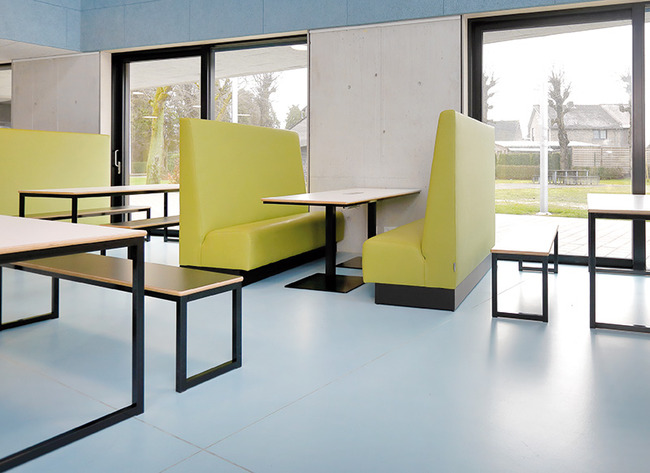 Banken - Treinbank 120 - 120 x 100 x 72 cm - per stuk