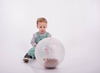 Bal - transparante reuzenbal met kleurrijke snippers - 40 cm diameter - per stuk