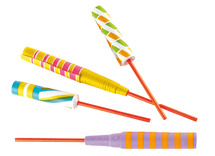 Cadeautje - uitschietende papieren zwaarden - set van 12 assorti