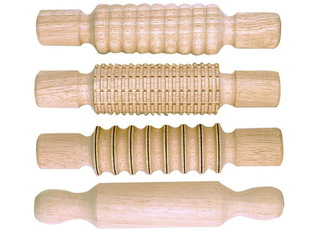 Boetseermateriaal - boetseerrollen - met patronen - hout - boetseren - set van 4 assorti