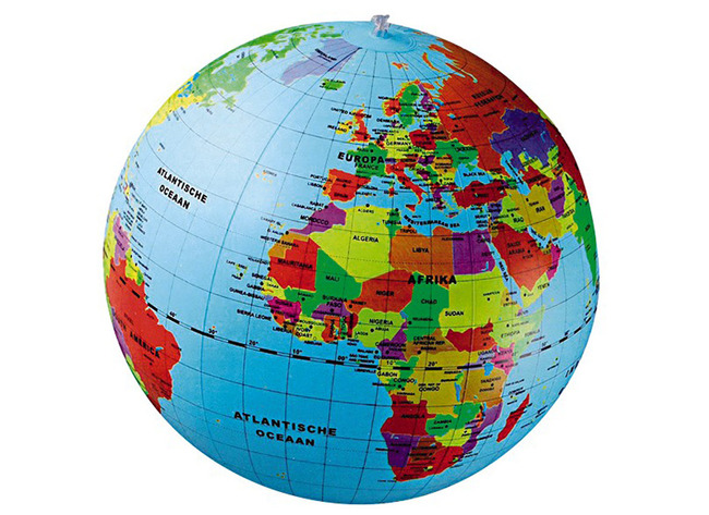 Wereldbol - opblaasbaar - geografie - per stuk