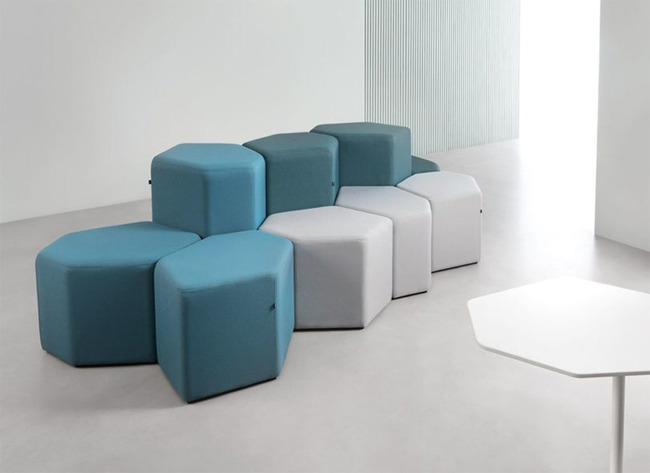 Poef - Bazalto - Hoog - 75 Cm - stofgroep go check - blue - per stuk