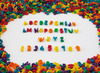 Sensorisch materiaal - gekleurde pasta - letters - alfabet - zak van 225 g