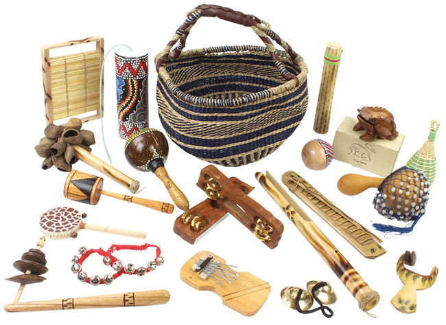 Muziek - wereldmuziekinstrumenten met mandje - multicultureel - set van 25 assorti