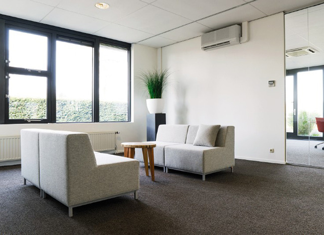 LOUNGE - SEAT - POEF - 40 X 40 CM