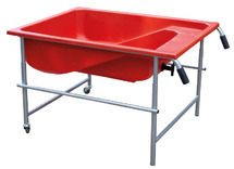 Tafel - zand- en watertafel - onderstel met rode bak - 97 x 74,5 x 22 cm - per stuk