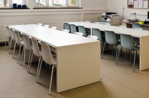 TAFEL - BLOKTAFEL - TAFELHOOGTE - 200 X 80 CM