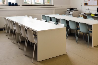 TAFEL - BLOKTAFEL - TAFELHOOGTE - 120 X 80 CM